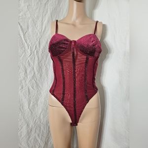 KAYLEE KOLLECTION BODY SUIT SIZE Medium Mesh